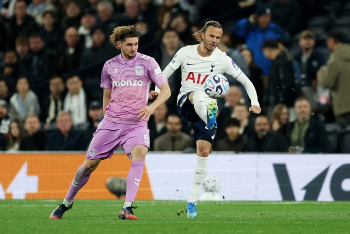 Tottenham Hotspur heeft eindelijk de eerste overwinning van het nieuwe seizoen binnengehaald